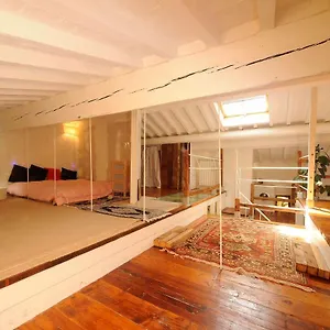 La Casa Dei Legni Parlanti Florence